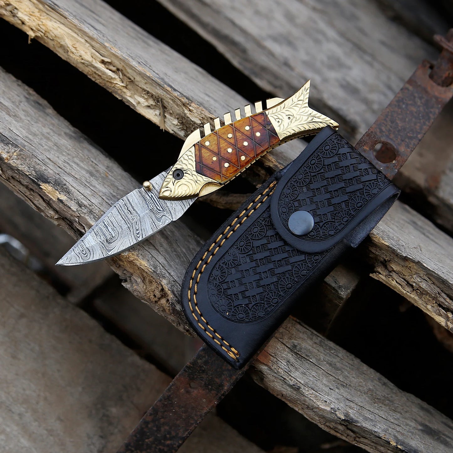 Handmade Damascus steel Personalized Pocket Knife