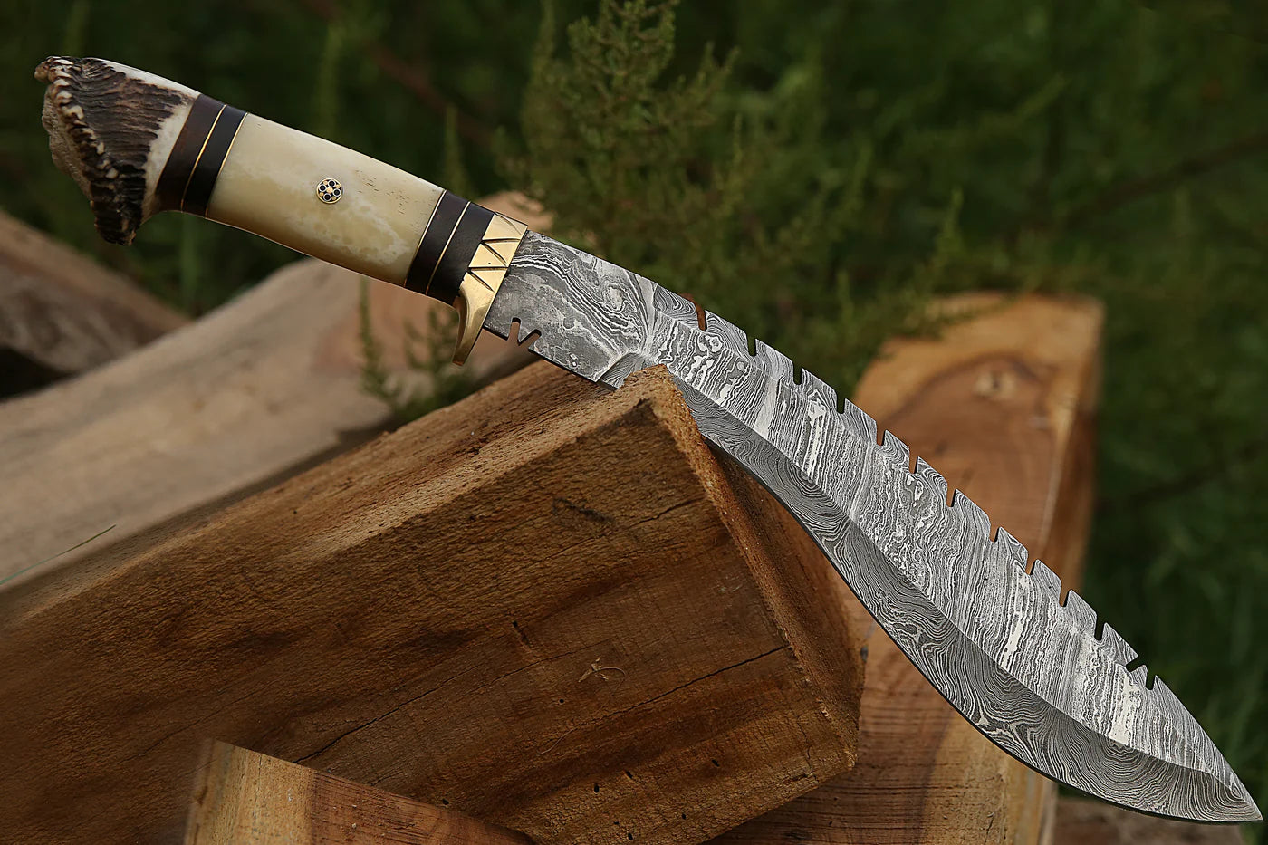 White Bone Kukri Knife Mosaic Pin Stag Horn Handle Damascus Steel Big Hunting Knife With Pouch.